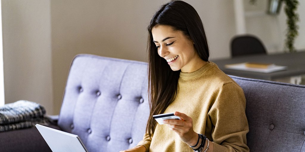 Clicks, Carts & Consumers: The State of E-commerce in India 