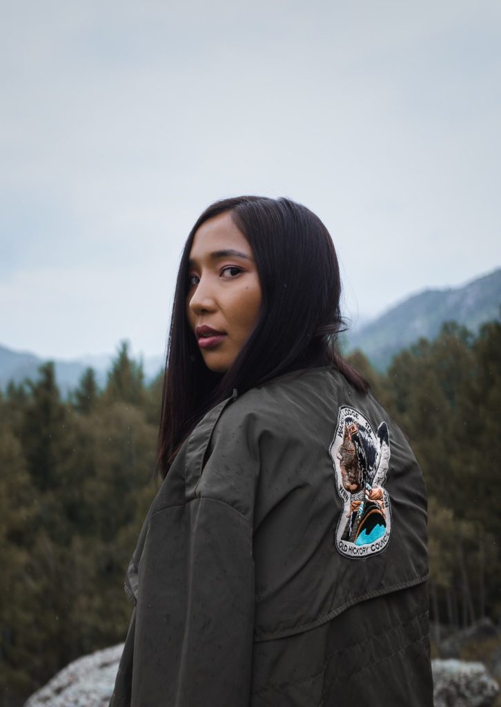 Native American beauty consumer