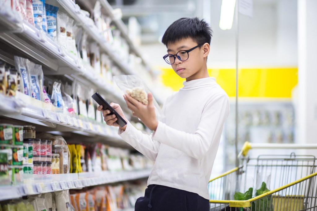 Reclaiming Food and Beverage Sales: Key Strategies for Success in the Digital Era