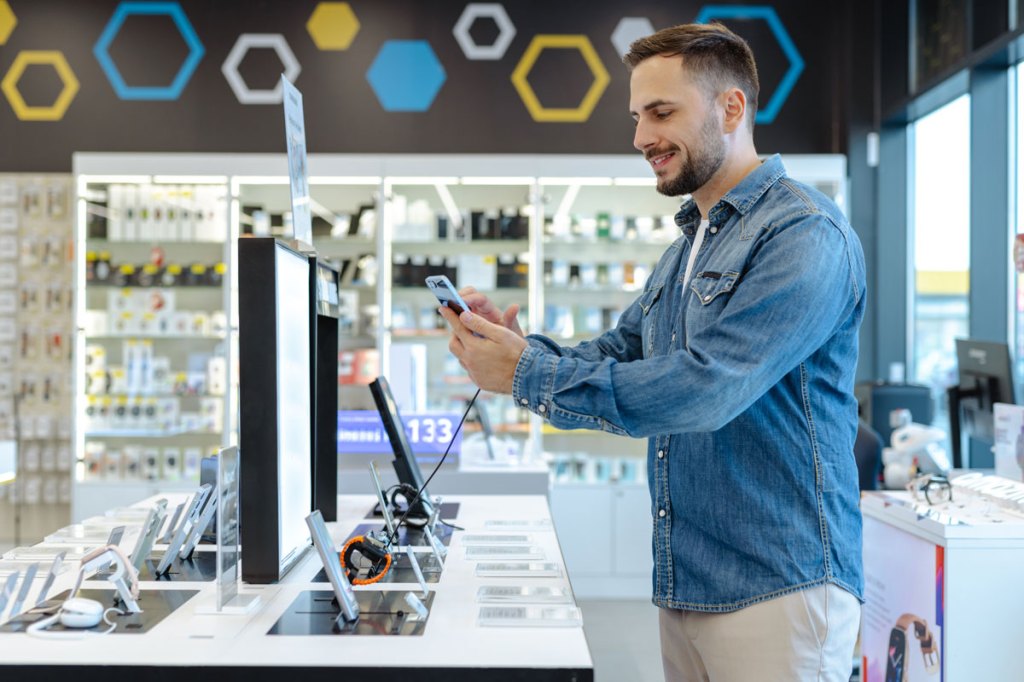 Navigating the Tech & Durables Market