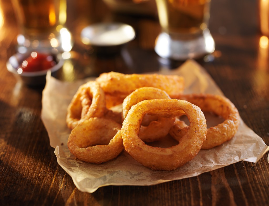 Hot Snacking in Pubs 2025