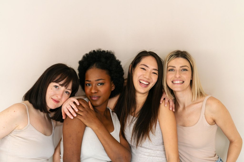 4 young adult ladies