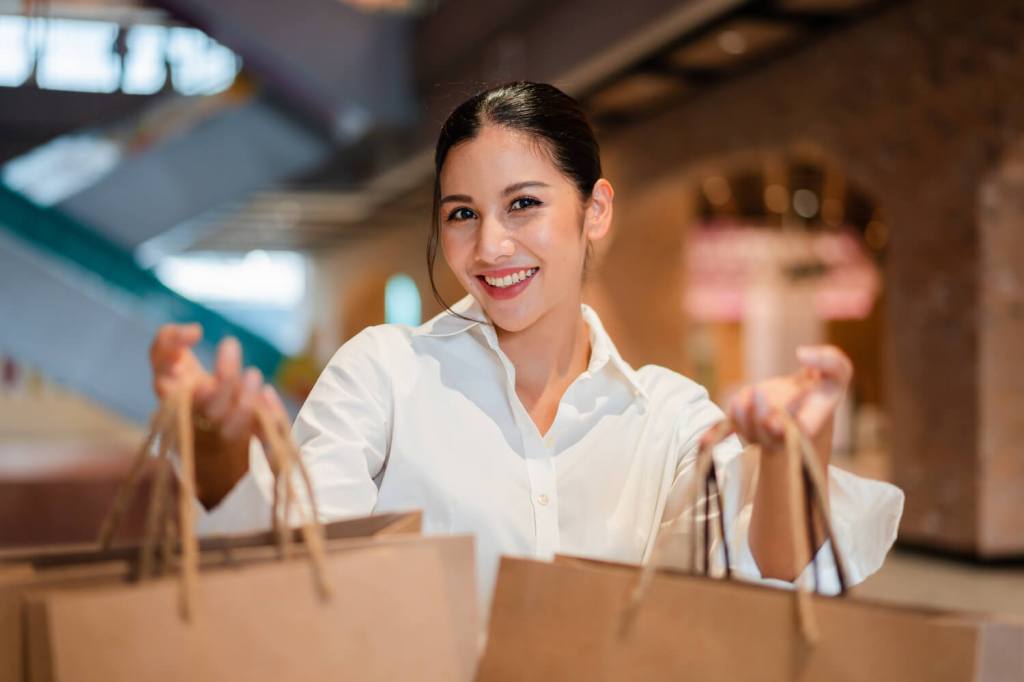 Cover image 4 for Consumer Outlook: Consumption trends and future forecasts