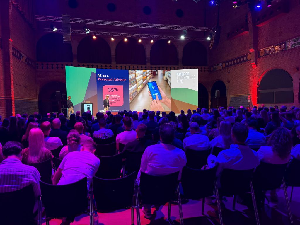 NIQ on stage at Emerce E-commerce Live