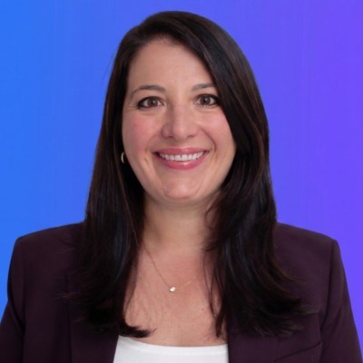 lisa lovallo headshot